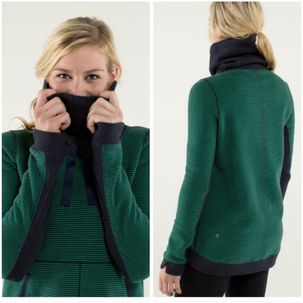 Lululemon Avenue Green Navy Stripe Pullover Sweater Size 4